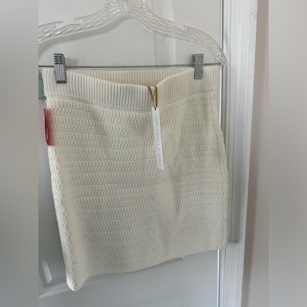 House of Harlow 1960 white knit skirt size small